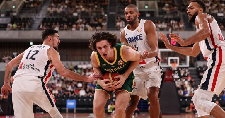 Custom Basketball Uniforms in Bulk — Reversible Jerseys, Explained Honestly